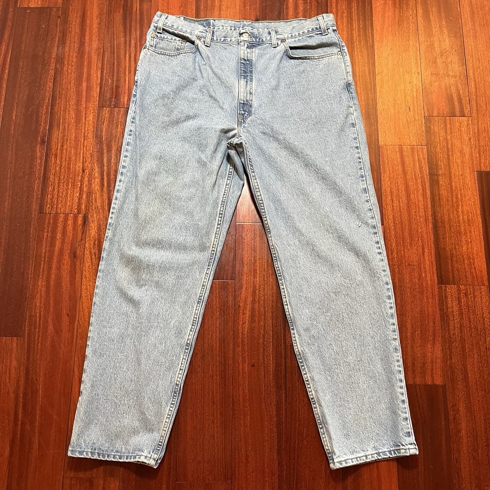 Vintage Levis Jeans Mens 40x32 Blue Light Wash Grunge Made In USA 90s Y2K
